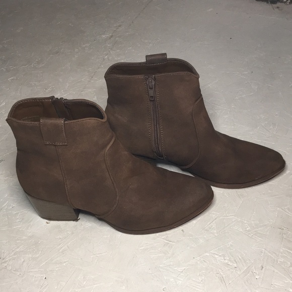 Joe Fresh Ankle Booties - Picture 2 of 16